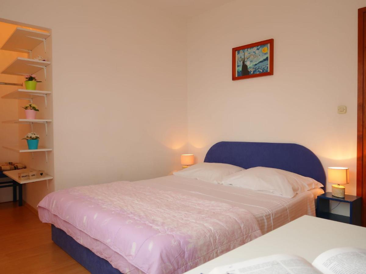 Apartment Rosic - Krk217 By Interhome Kornić Dış mekan fotoğraf