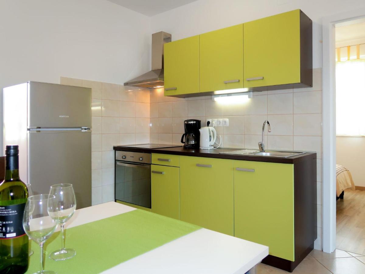 Apartment Rosic - Krk217 By Interhome Kornić Dış mekan fotoğraf